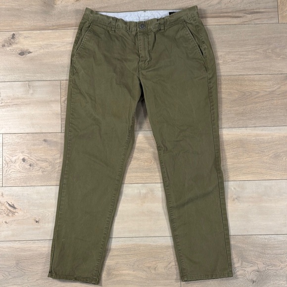 Bonobos Other - Bonobos Men's Olive Green Original Chinos- Athletic Fit